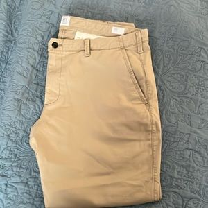 Gap skinny fit vintage khakis Men’s 40X30 practically new